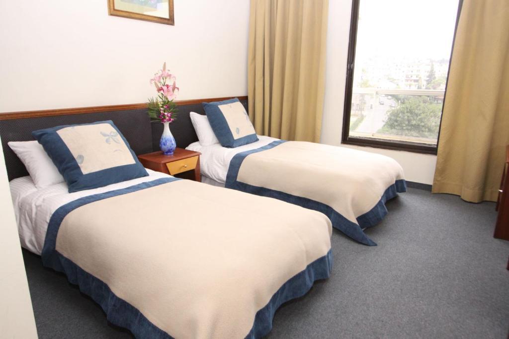 Residence De France Dbayeh Zimmer foto